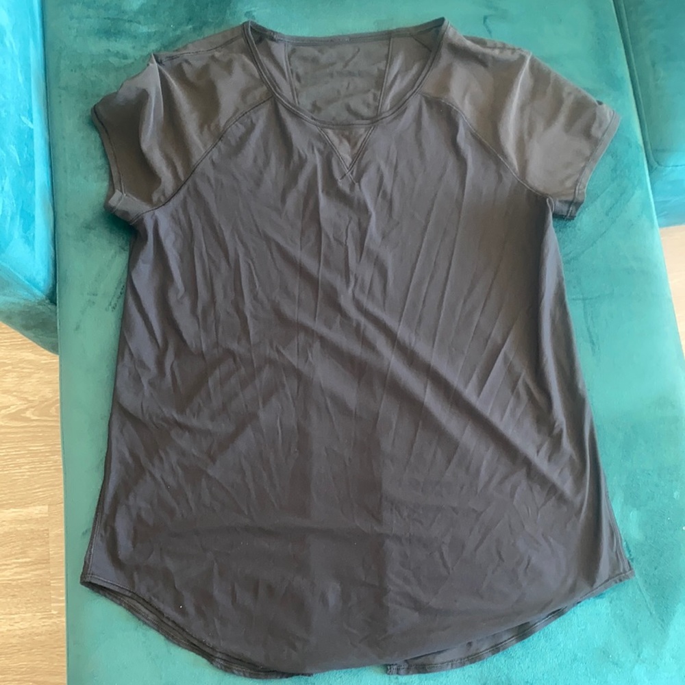 lululemon short sleeve t-shirt with mesh detail and tie back
